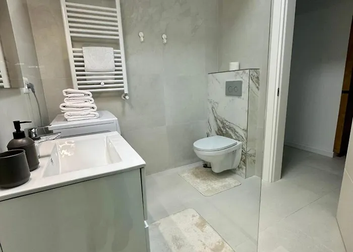 1 Decembrie 1918 아파트